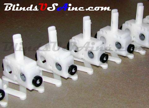 BD83 3-Prong Vertical Blind linked Carriers