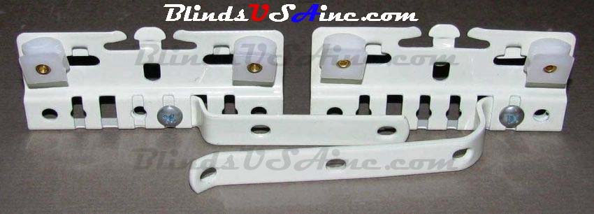 Traverse rod master slides