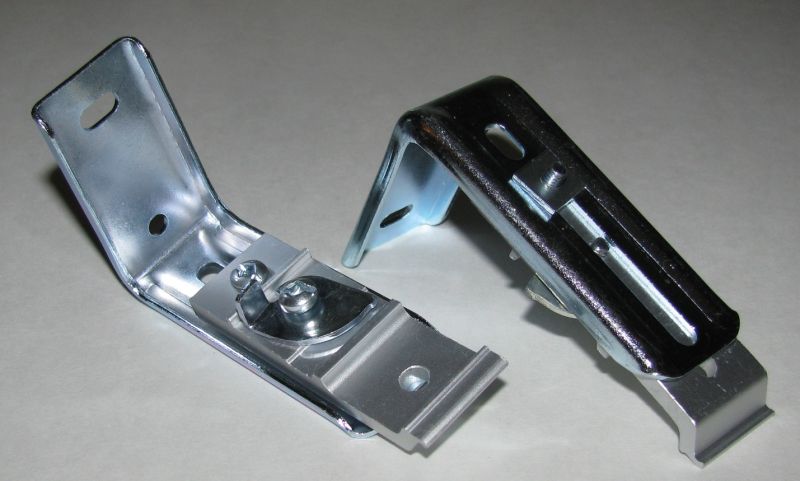 Kirsch wall bracket for Architrac 94001 and Estate rods