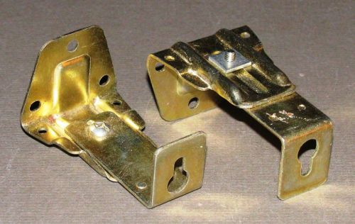 Kirsch Wood Pole Universal Metal Support Bracket, finish brass, Part # 5618-063